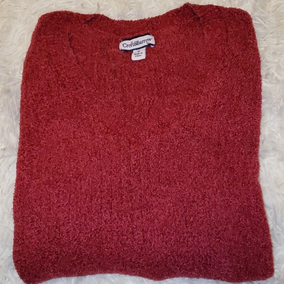 Croft & Barrow Fuscia Sweater - Picture 2 of 3